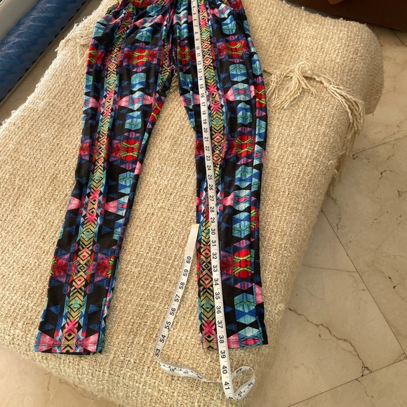 Fancy fans women's leggings colorful geometric design, size M / L (small runs) - Picture 6 of 10